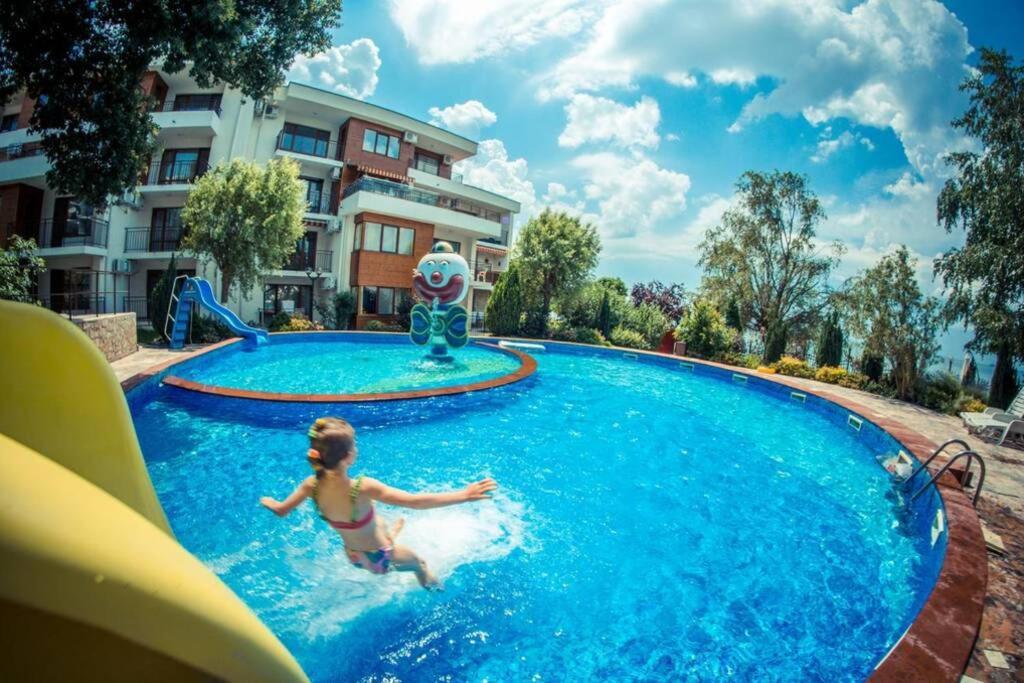 Messambria Fort Beach - Premium Apartments 엘레니테 외부 사진
